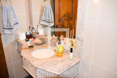 Casa à venda com 363m², 3 quartos e 4 vagasBanheiro