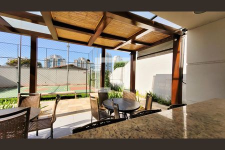 Apartamento para alugar com 55m², 2 quartos e 2 vagas Apartamento para alugar com 55m², 2 quartos e 2 vagasÁrea comum - Churrasqueira