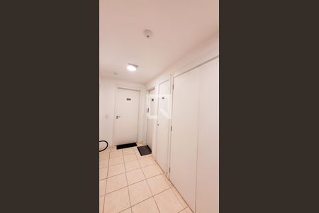 Apartamento para alugar com 55m², 2 quartos e 2 vagas Apartamento para alugar com 55m², 2 quartos e 2 vagasHall de entrada