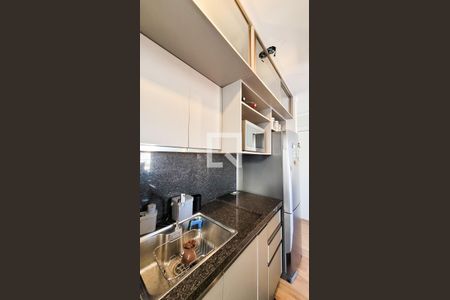 Apartamento para alugar com 55m², 2 quartos e 2 vagas Apartamento para alugar com 55m², 2 quartos e 2 vagasCozinha