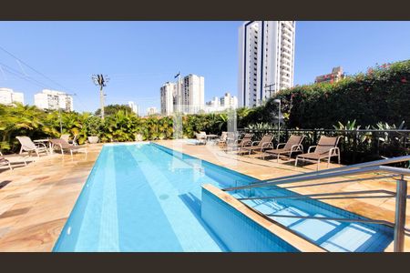Apartamento para alugar com 55m², 2 quartos e 2 vagas Apartamento para alugar com 55m², 2 quartos e 2 vagasÁrea comum - Piscina