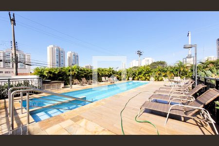 Apartamento para alugar com 55m², 2 quartos e 2 vagas Apartamento para alugar com 55m², 2 quartos e 2 vagasÁrea comum - Piscina