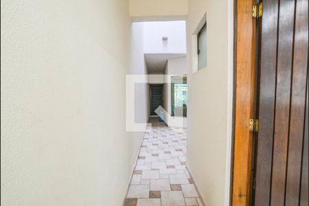 Casa à venda com 230m², 3 quartos e 2 vagasCorredor Externo