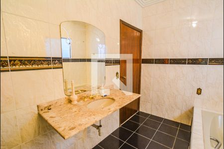 Casa à venda com 230m², 3 quartos e 2 vagasBanheiro Social