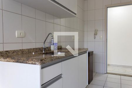 Apartamento à venda com 70m², 2 quartos e 2 vagasCozinha
