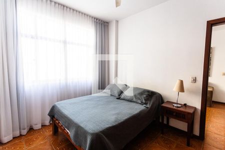 Suíte de apartamento para alugar com 1 quarto, 40m² em Lourdes, Belo Horizonte