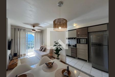 Sala de apartamento para alugar com 2 quartos, 59m² em Jacarepaguá, Rio de Janeiro