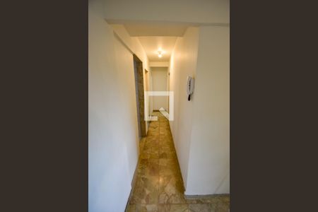 Apartamento para alugar com 67m², 4 quartos e sem vagaCorredor