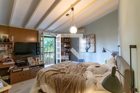 Casa à venda com 405m², 3 quartos e 4 vagas Casa à venda com 405m², 3 quartos e 4 vagasQuarto 2