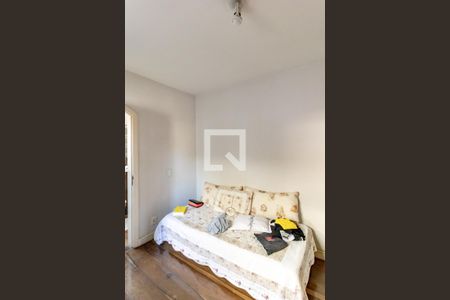 Casa à venda com 405m², 3 quartos e 4 vagas Casa à venda com 405m², 3 quartos e 4 vagasQuarto de Serviço