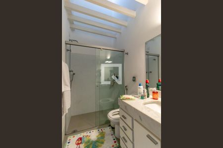 Casa à venda com 405m², 3 quartos e 4 vagas Casa à venda com 405m², 3 quartos e 4 vagasBanheiro do Quarto 1