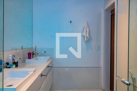 Casa à venda com 250m², 3 quartos e 4 vagasQuarto 3 Banheiro