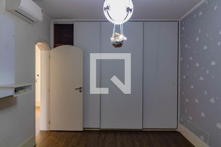 Casa à venda com 250m², 3 quartos e 4 vagasQuarto 1