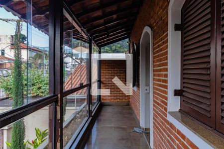 Casa à venda com 250m², 3 quartos e 4 vagasSacada