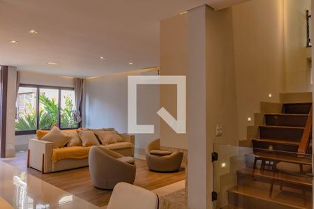 Sala de casa à venda com 3 quartos, 250m² em Planalto Paulista, São Paulo