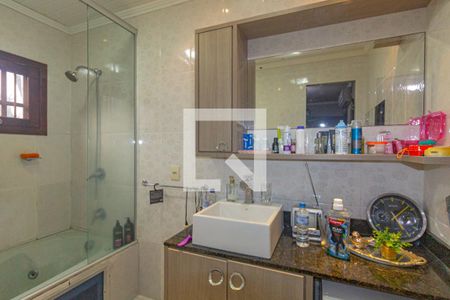 Casa à venda com 350m², 5 quartos e 5 vagasBanheiro da suíte 5