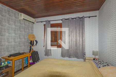 Casa à venda com 350m², 5 quartos e 5 vagasSuíte 3