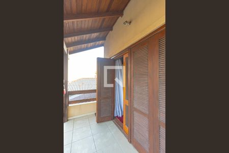 Casa à venda com 350m², 5 quartos e 5 vagasSacada da Suíte 5