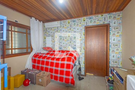 Casa à venda com 350m², 5 quartos e 5 vagasSuíte 1