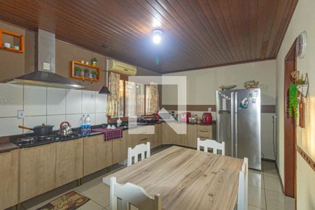 Casa à venda com 350m², 5 quartos e 5 vagasCozinha