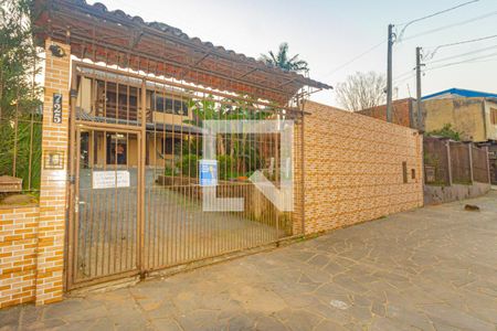 Casa à venda com 350m², 5 quartos e 5 vagasVista da Rua