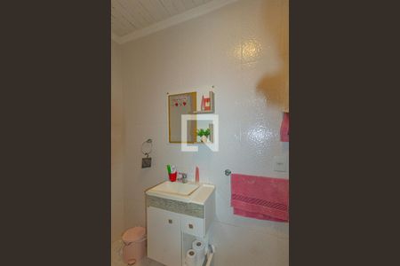 Casa à venda com 350m², 5 quartos e 5 vagasBanheiro da Suíte 4