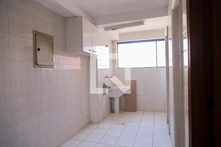 Apartamento para alugar com 173m², 4 quartos e 4 vagasÁrea de Serviço