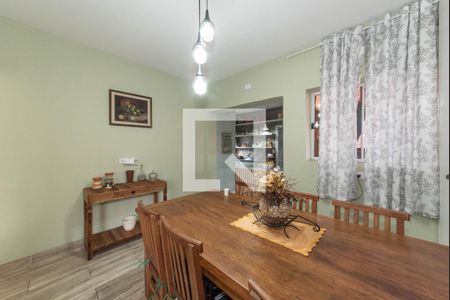 Casa à venda com 234m², 2 quartos e 4 vagasSala de Jantar