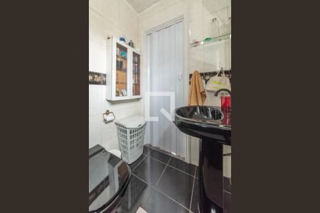 Casa à venda com 234m², 2 quartos e 4 vagasBanheiro da Suíte