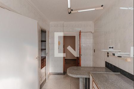 Apartamento à venda com 120m², 3 quartos e sem vagaCozinha