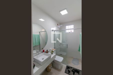 Casa à venda com 130m², 3 quartos e 3 vagasSuíte