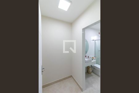 Casa à venda com 130m², 3 quartos e 3 vagasSuíte