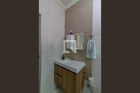 Casa à venda com 130m², 3 quartos e 3 vagasBanheiro