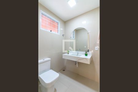 Casa à venda com 130m², 3 quartos e 3 vagasLavabo