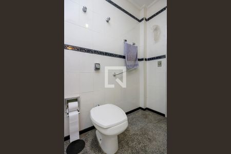 Apartamento à venda com 144m², 2 quartos e 2 vagasSuíte - Banheiro