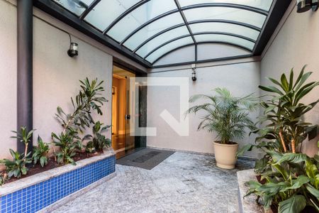 Apartamento à venda com 77m², 2 quartos e 2 vagasEntrada