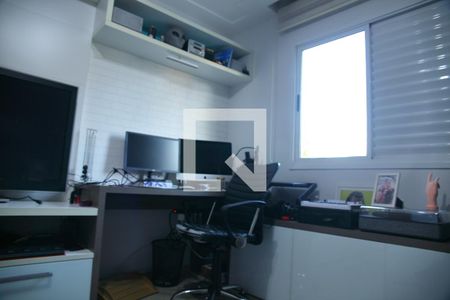 Casa de condomínio à venda com 178m², 4 quartos e 4 vagasQuarto 1