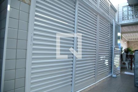 Casa de condomínio à venda com 178m², 4 quartos e 4 vagasÁrea de Serviço armários