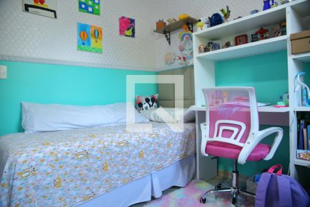 Casa de condomínio à venda com 178m², 4 quartos e 4 vagasQuarto 2