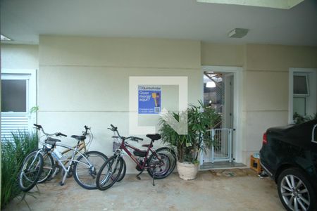 Casa de condomínio à venda com 178m², 4 quartos e 4 vagasPlaca