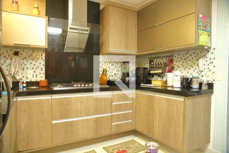 Casa de condomínio à venda com 178m², 4 quartos e 4 vagasCozinha