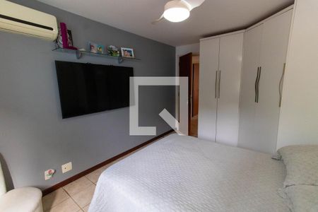 Casa de condomínio à venda com 226m², 4 quartos e 2 vagasQuarto 3