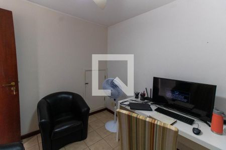 Casa de condomínio à venda com 226m², 4 quartos e 2 vagasQuarto 1