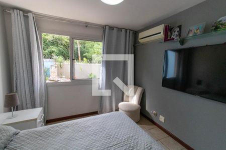 Casa de condomínio à venda com 226m², 4 quartos e 2 vagasQuarto 3