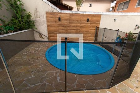 Casa de condomínio à venda com 226m², 4 quartos e 2 vagasÁrea Externa