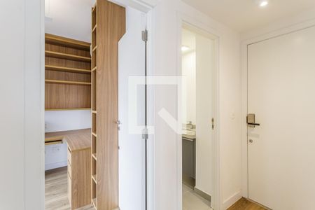Sala/Cozinha de apartamento à venda com 1 quarto, 34m² em Indianópolis, São Paulo