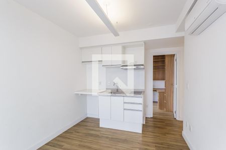 Sala/Cozinha de apartamento à venda com 1 quarto, 34m² em Indianópolis, São Paulo