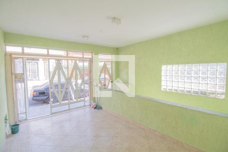 Casa para alugar com 100m², 2 quartos e 1 vaga Casa para alugar com 100m², 2 quartos e 1 vagaGaragem