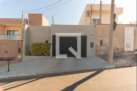 Casa à venda com 120m², 3 quartos e 3 vagasFachada