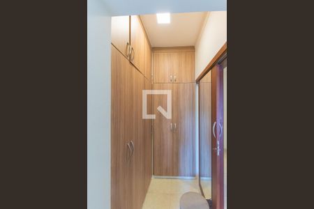 Casa à venda com 120m², 3 quartos e 3 vagasCloset da Suíte